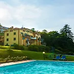 Lägenhet Blue Stresa